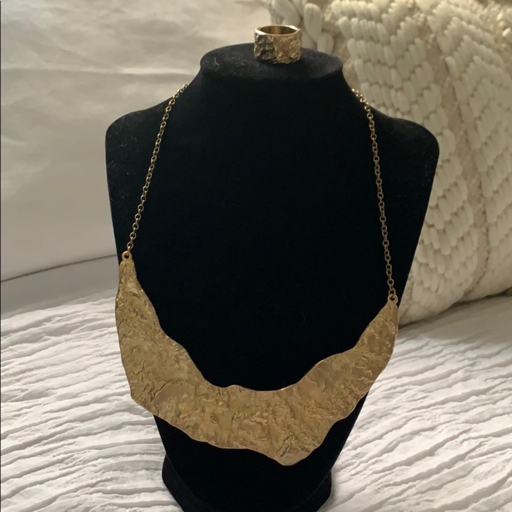 Ring and necklace set
